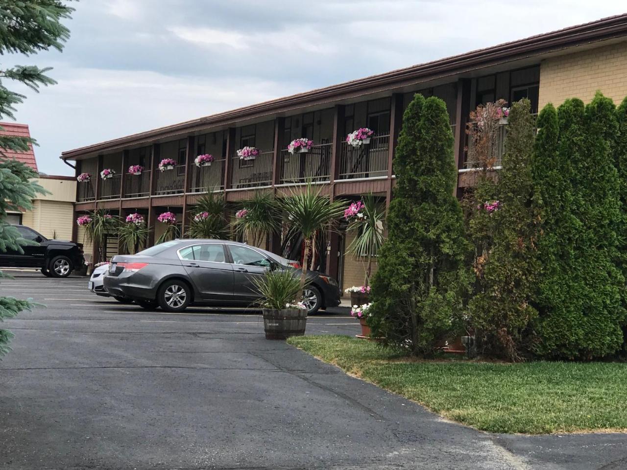 Country Inn Listowel מראה חיצוני תמונה