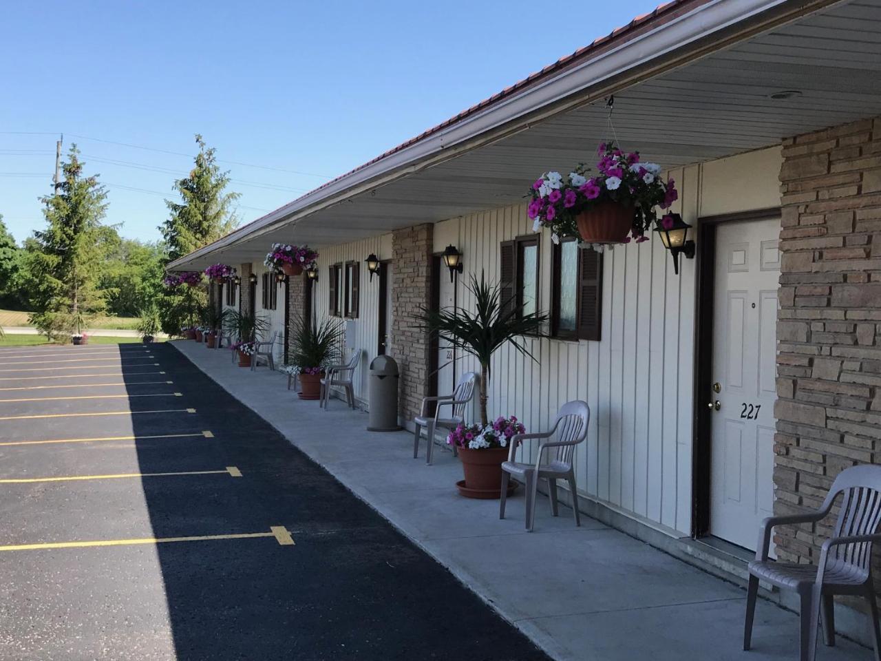 Country Inn Listowel מראה חיצוני תמונה