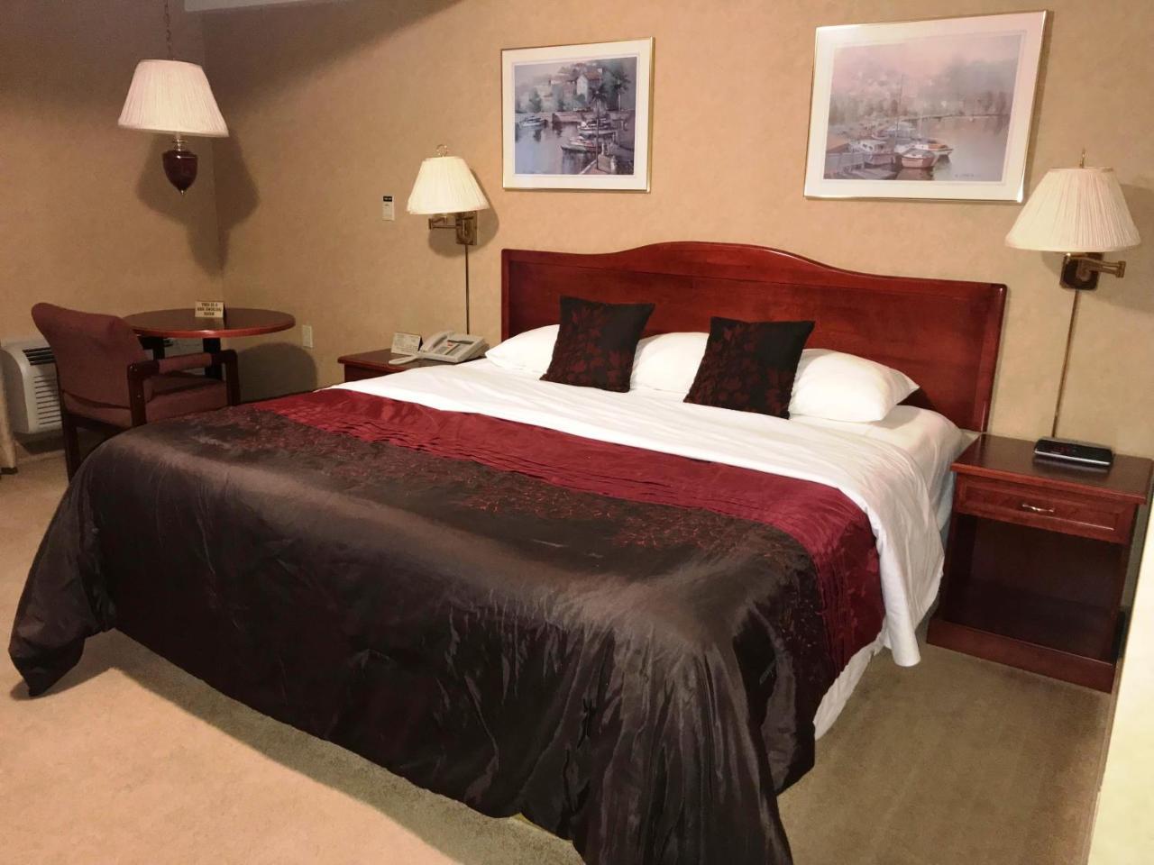 Country Inn Listowel מראה חיצוני תמונה