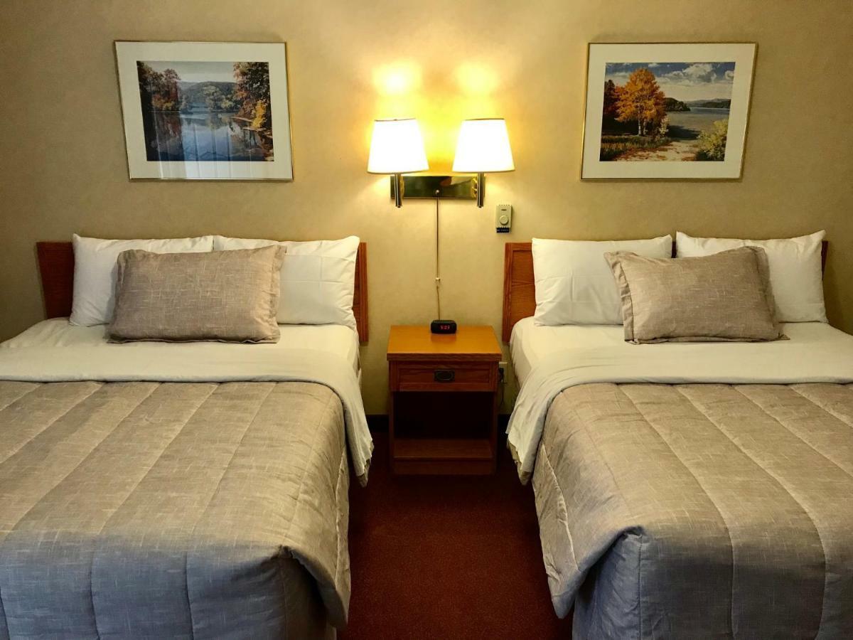 Country Inn Listowel מראה חיצוני תמונה