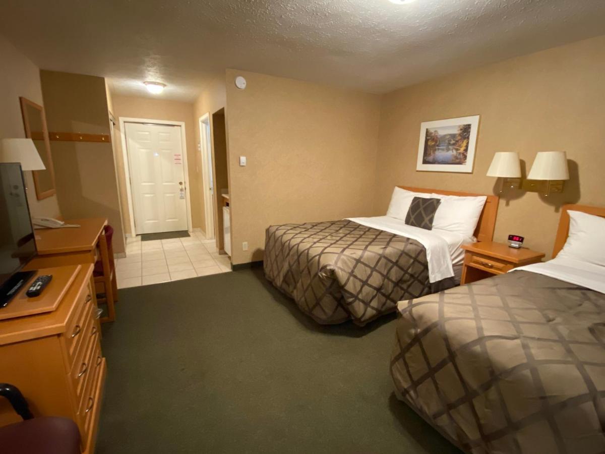 Country Inn Listowel מראה חיצוני תמונה